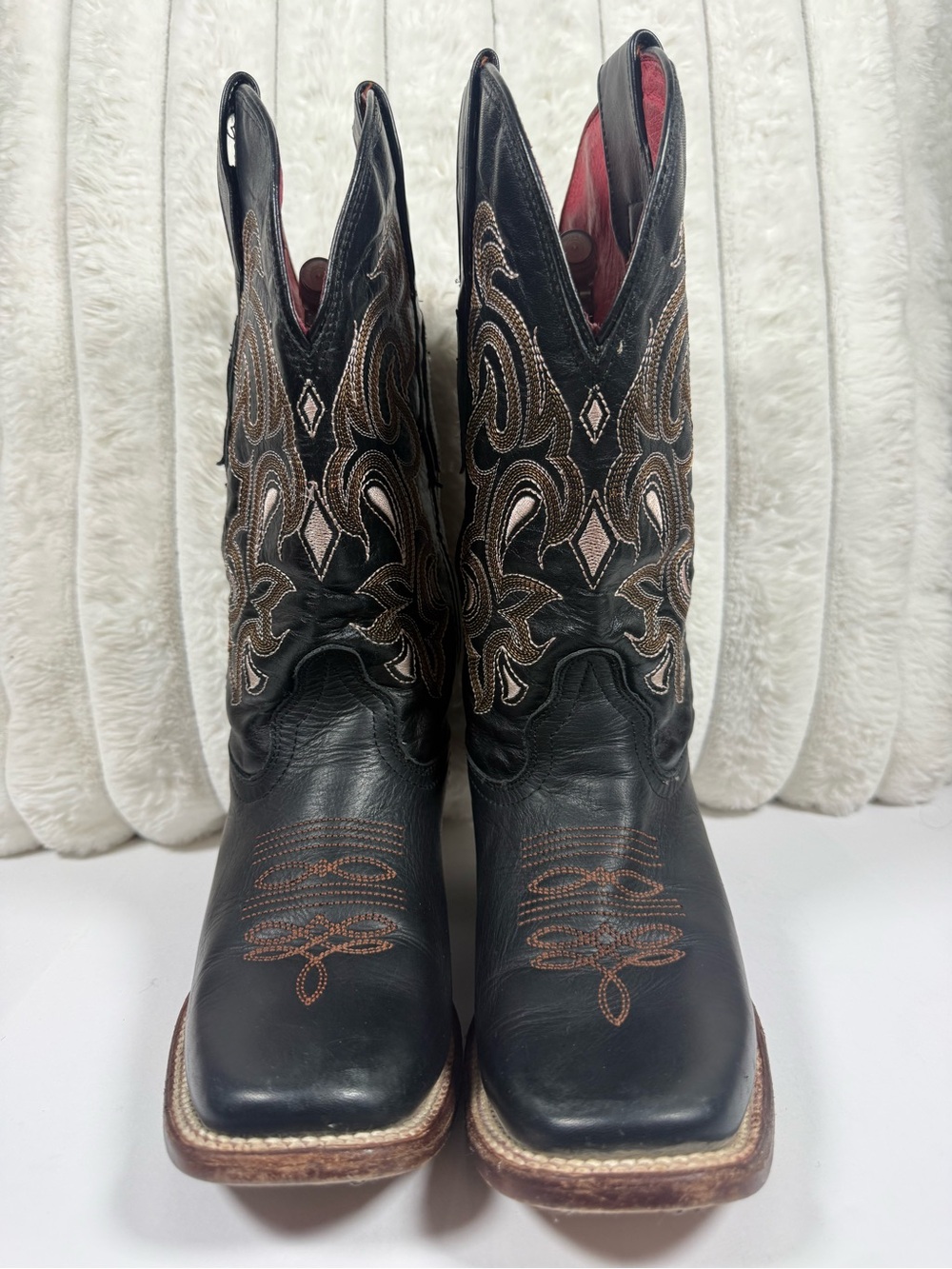 Potro Rebelde Black Western Embroidered Cowboy Boots. Size 7. Leather